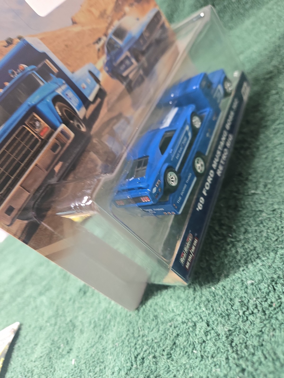 Hot Wheels Car Culture Team Transport ’69 Mustang Boss 302 Retro Rig 1:64