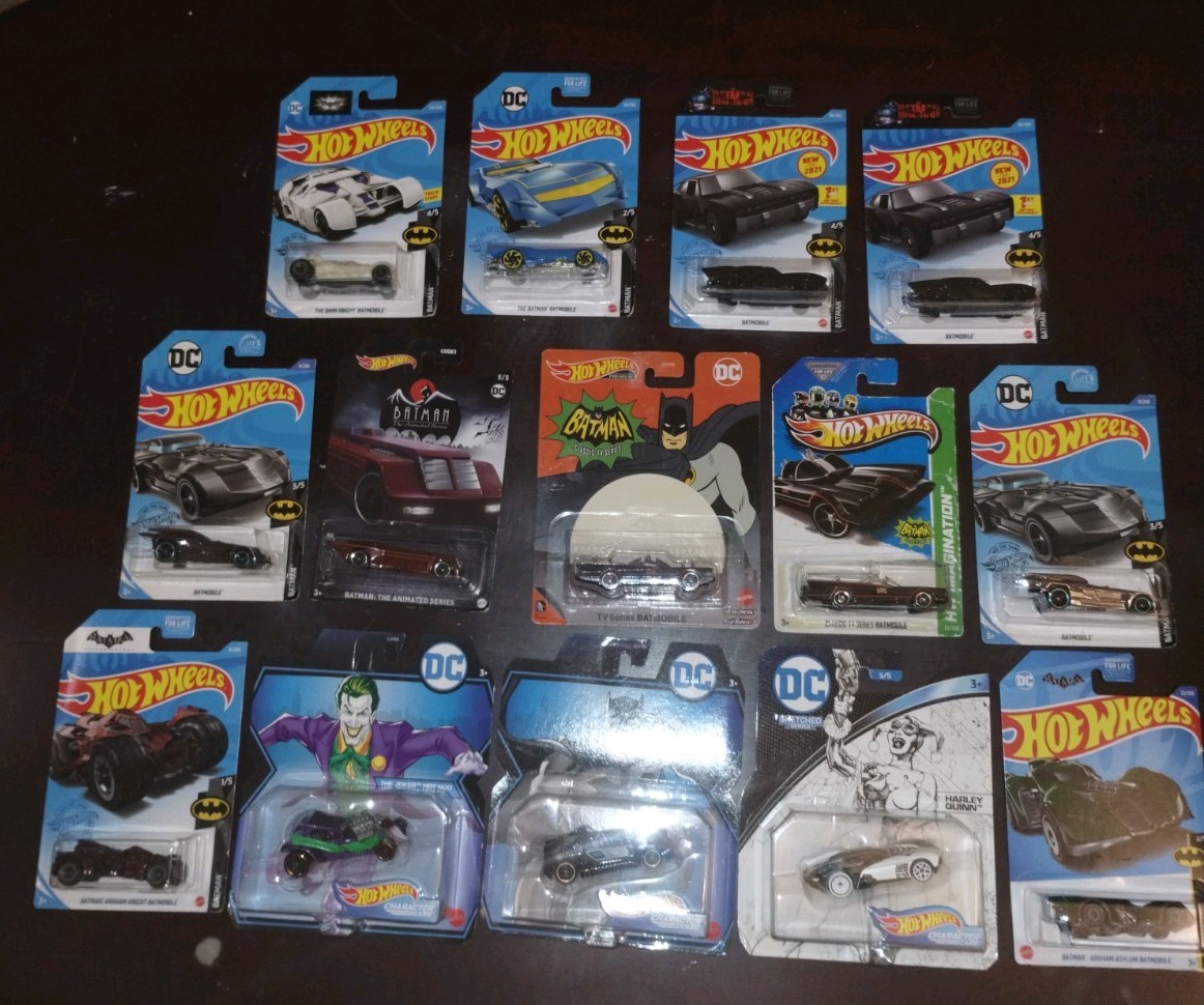 Hot Wheels Batman Lot Of 14 With Variations 14B