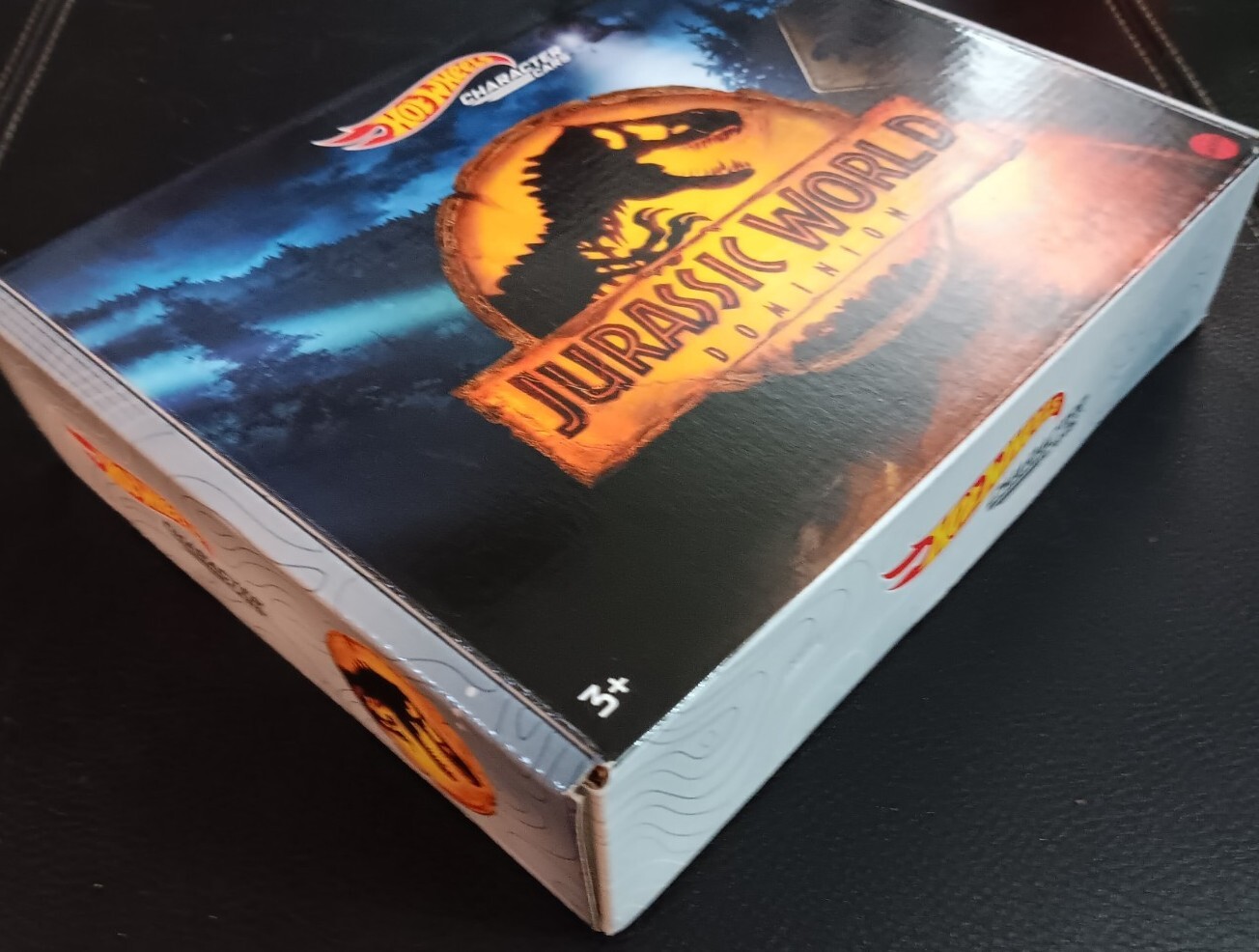 2022 NEW Hot Wheels- Jurassic World Dominion-Character Car 5 Pack Box Set