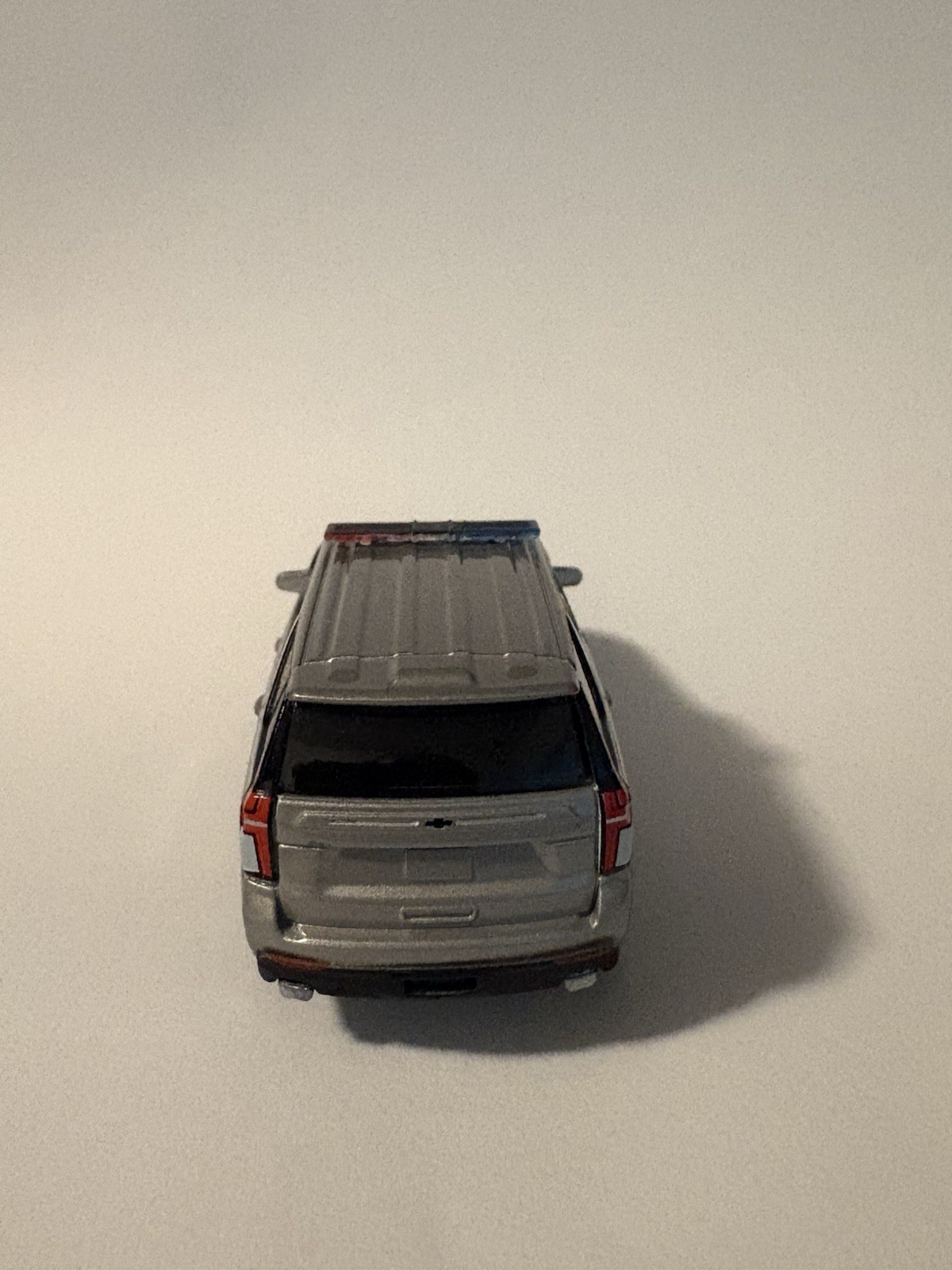 Greenlight 2021 Gray Chevrolet Tahoe SUV 1:64 Push Bar Light Bar