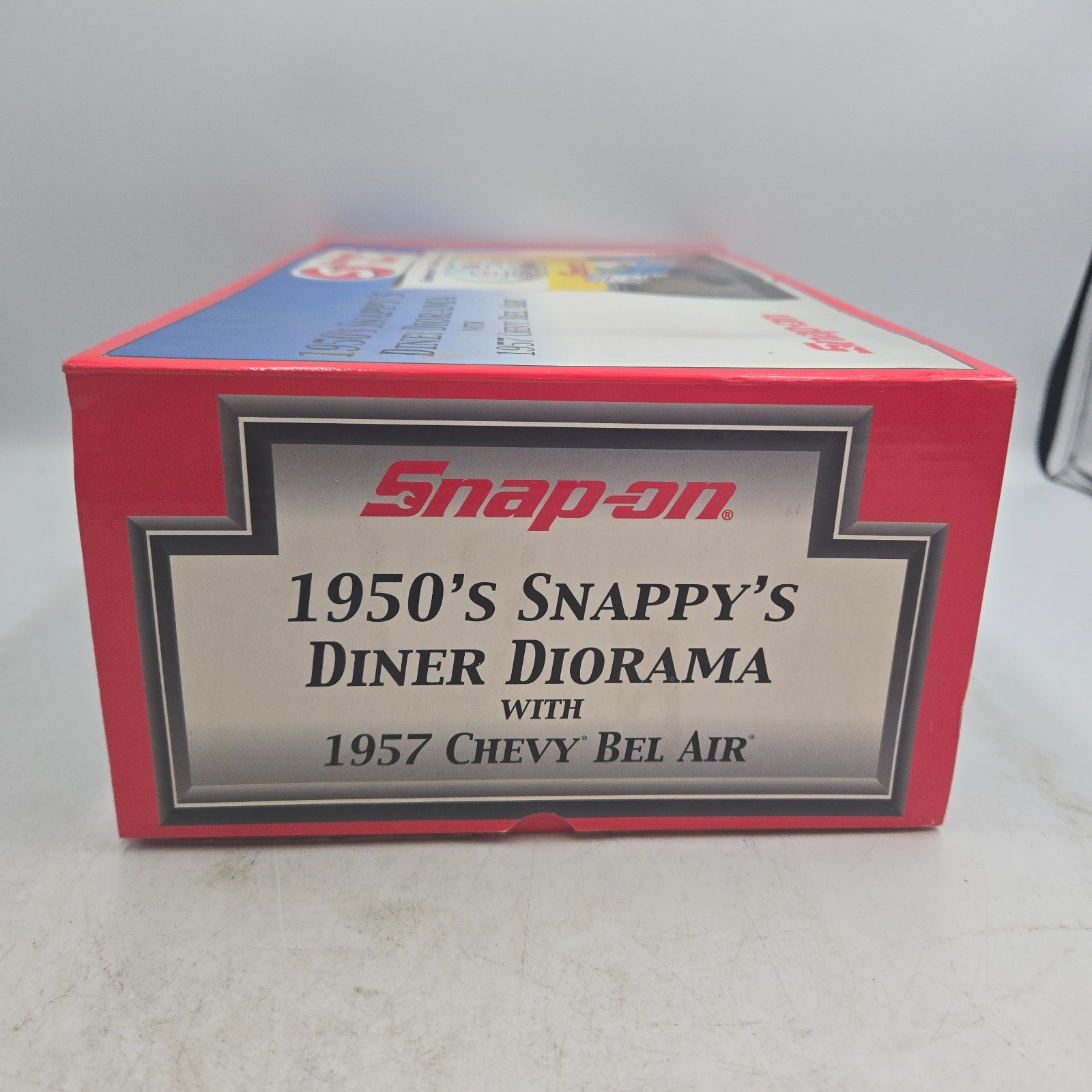 SNAP ON TOOLS NEW RARE Snap-on 1950s Snappy’s Diner Diorama 1957 Chevy Bel Air