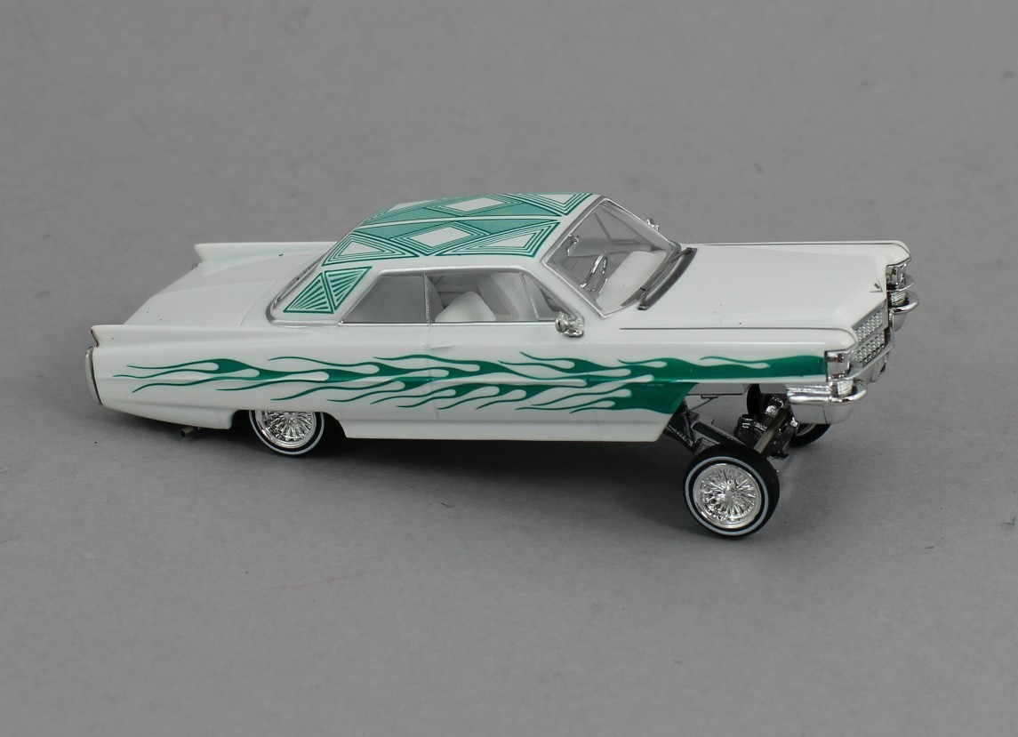 1:64 *97M* WHITE 1964 Cadillac Coupe DeVille *LOWRIDER* NIB