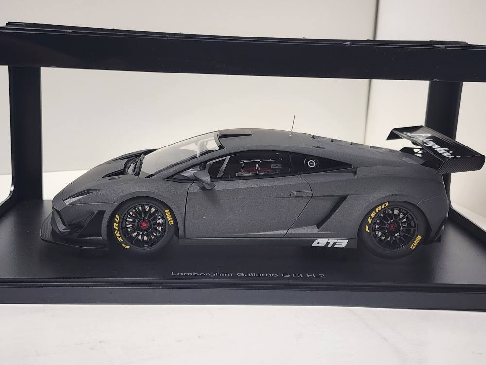 AUTOart 1:18 diecast cars: Lamborghini Galardo GT3, color: gray