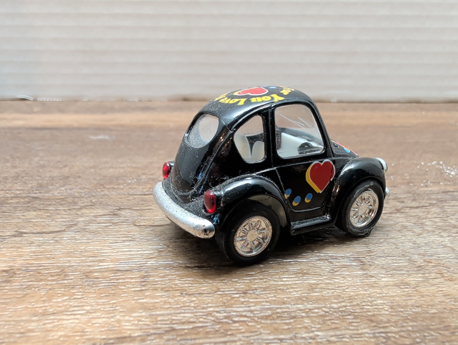 KinToy Love For You Heart Design Volkswagen VW Beetle Pullback 2.25″ Toy Car