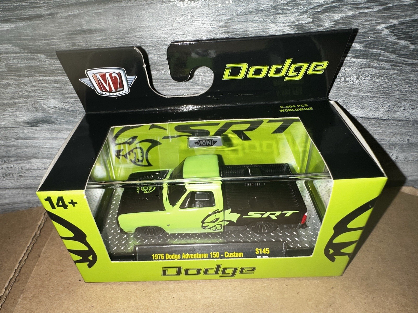 NEW M2 MACHINES 1976 DODGE ADVENTURER 150-CUSTOM SRT S146 25-116