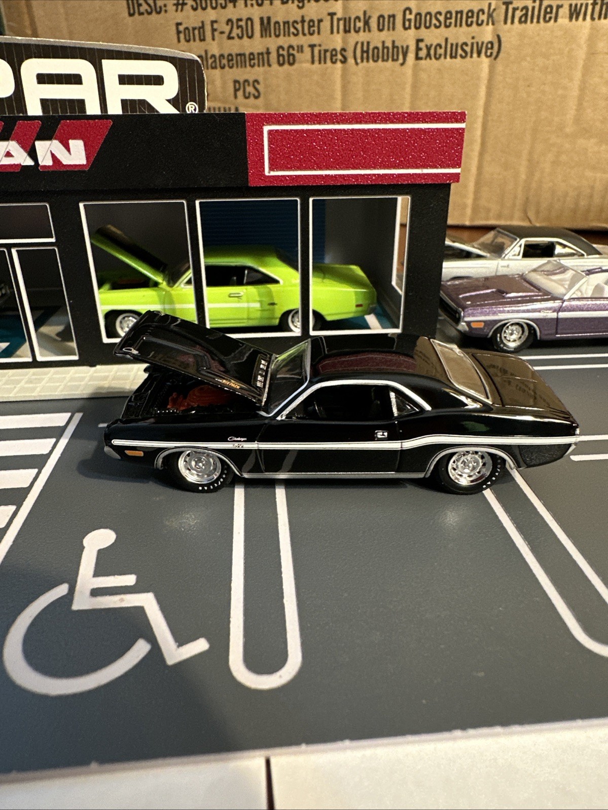 2025 Greenlight 1970 Dodge Challenger R/T 1/64 Adult Collectible Black Loose
