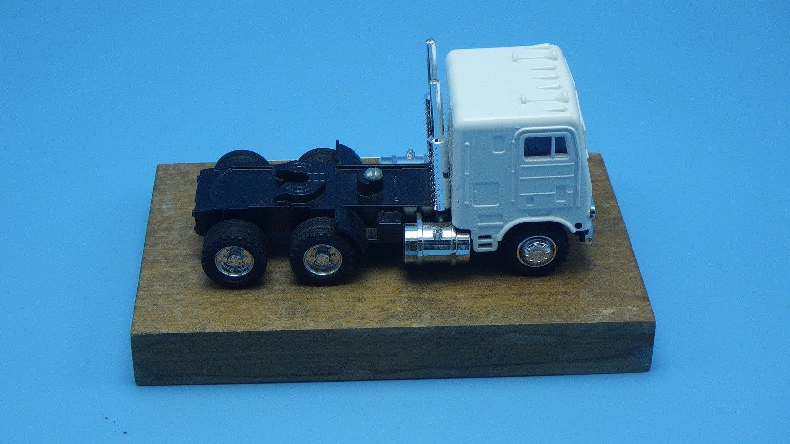 MAY 17, 1979 FREIGHTLINER 1st TRUCK CEREMONY MOUNT HOLLY, N.C. SHINSEI 601 1:53