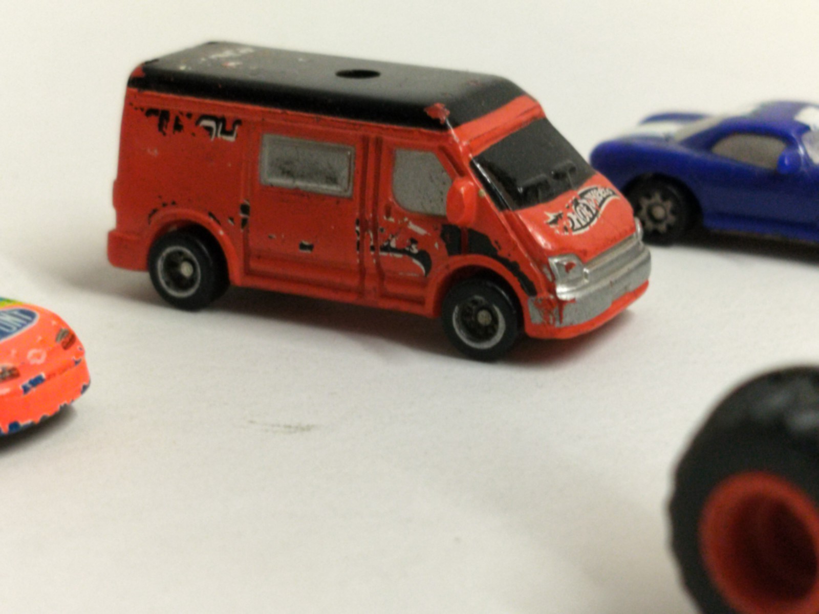 Lot Of 7 Toy Cars Die-cast And Plastic Hot wheels And Other Brands Preowned.