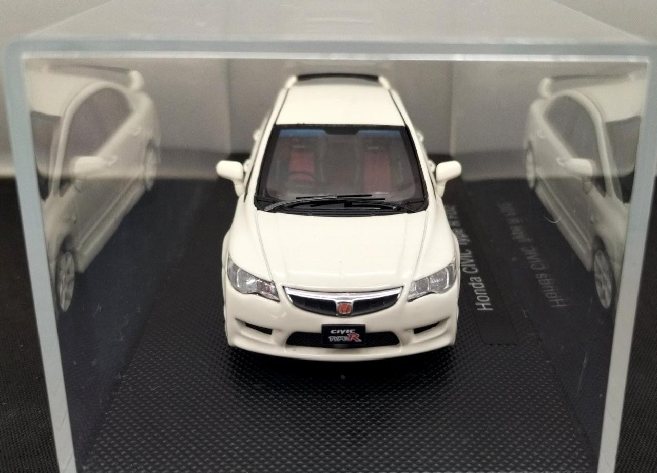 EBBRO HONDA CIVIC TYPE R FD2 WHITE 559332