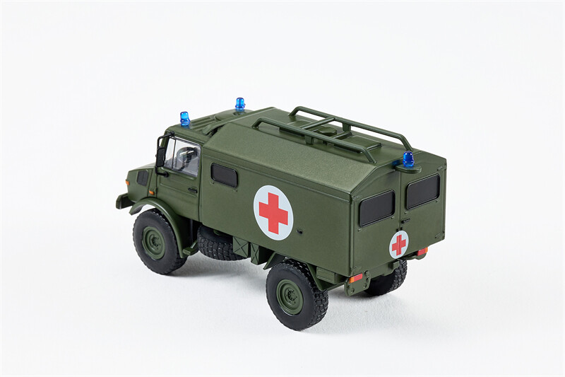 MASDI 1:64 Unimog U1300L Diecast Model Car