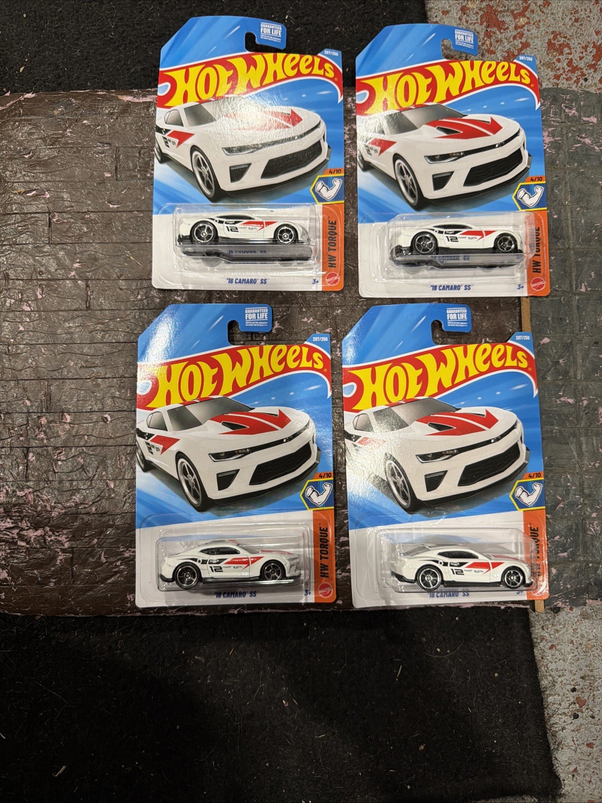’18 Camaro SS #207 White/Red/Blk 4/10 Torque 2026 Hot Wheels / 4 Pack