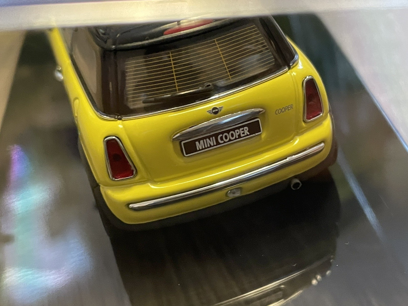 1/43 Autoart Bmw Mini Cooper Yellow Black Roof Minicar In Case