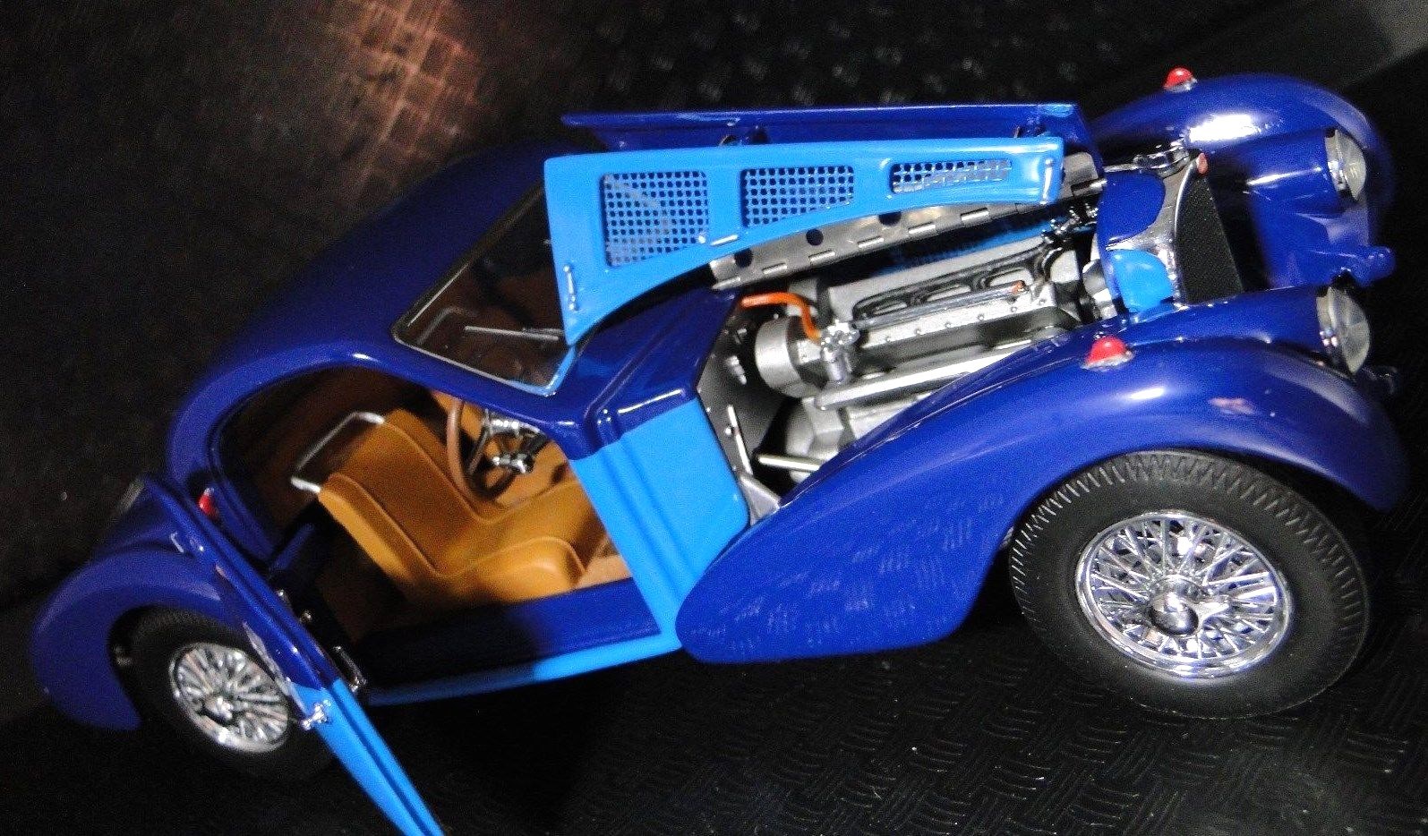 Bugatti Custom Built Concept Model 1 Hot Rod 12 Race Car 24 18