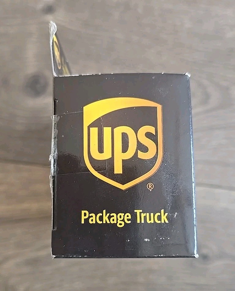 UPS 5.5″ Package Truck Daron Toys Plastic Pullback Action Open Box Free Ship