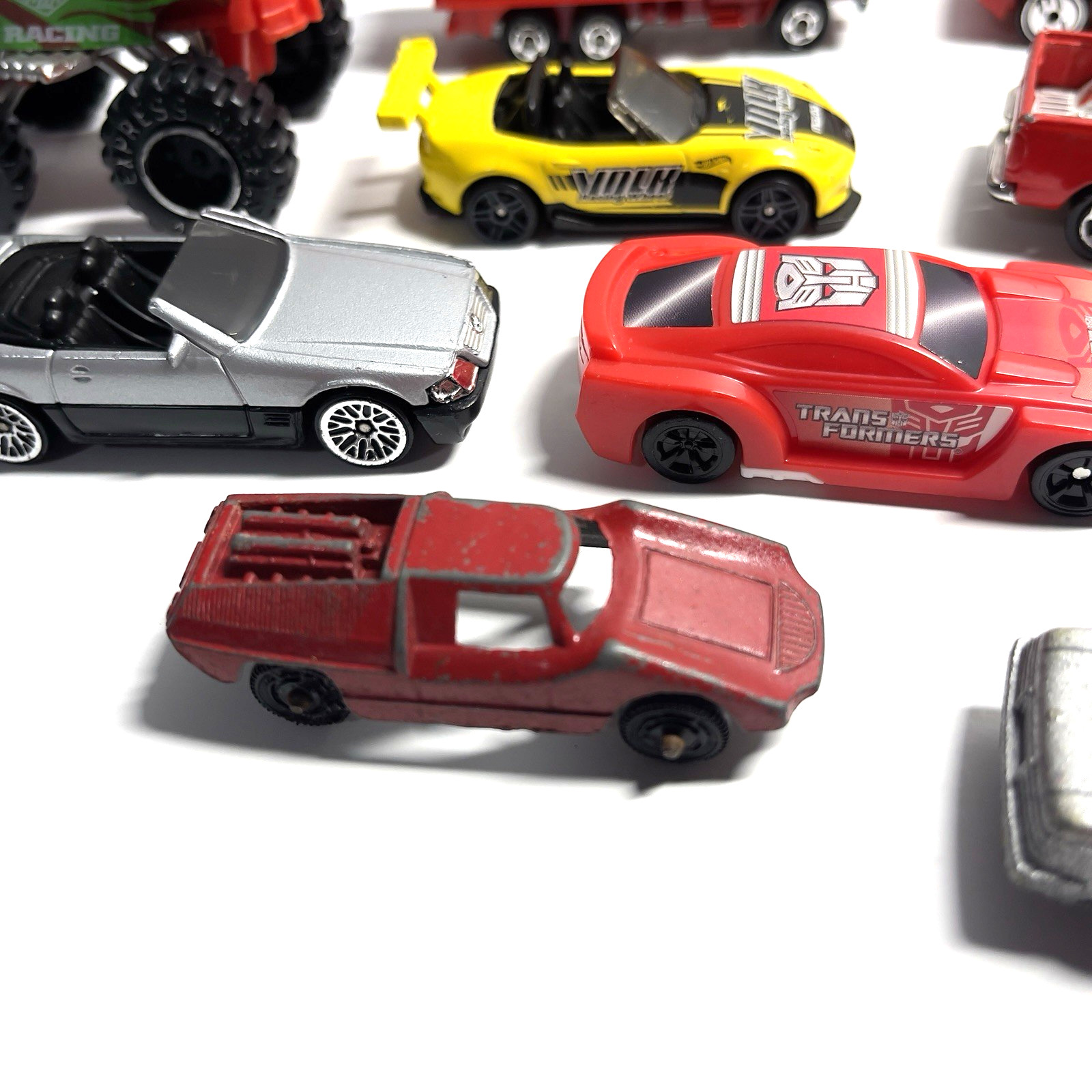 Hot Wheels Tonka Diecast Lot Of 27 Vintage 1:64 Scale Cars/Truck Various Brands