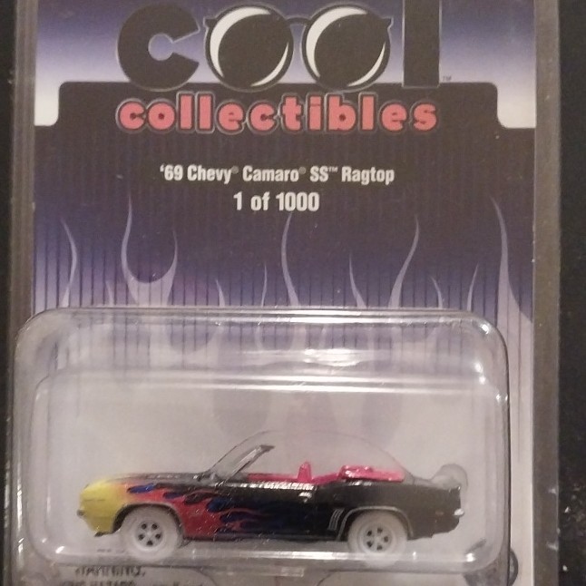 Johnny Lightning Cool Collectibles 1969 Chevy Camaro SS Ragtop 1:64 LE Unopened