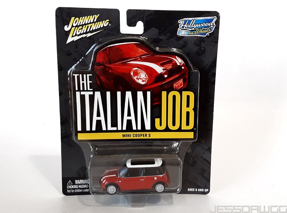 new red 1:64 Mini Cooper car The Italian Job movie Johnny Lightning Hollywood