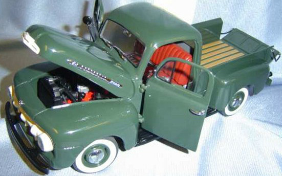 Ford1 24Pickup Truck18Wagon Vintage Classic Custom Built Metal Body Model Car