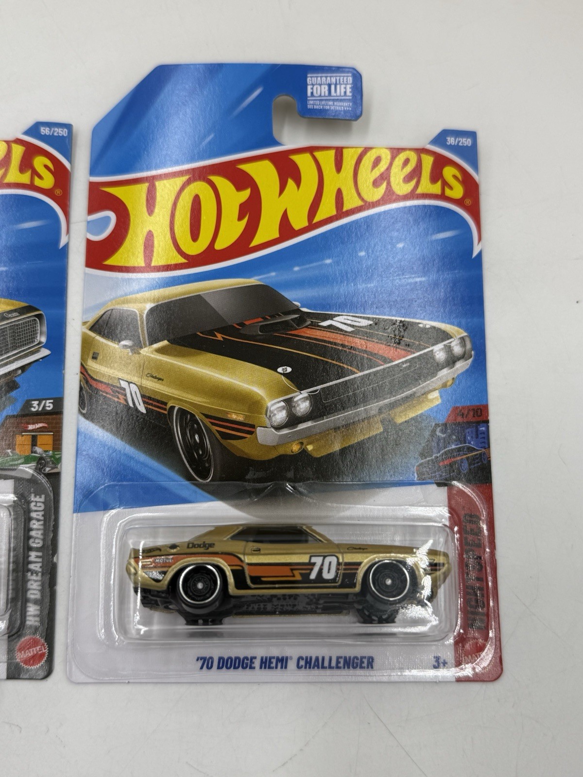 Hot Wheels 2026 ‘67 Chevy Camaro Gold / ‘70 dodge Hemi Challenger Gold new Cars