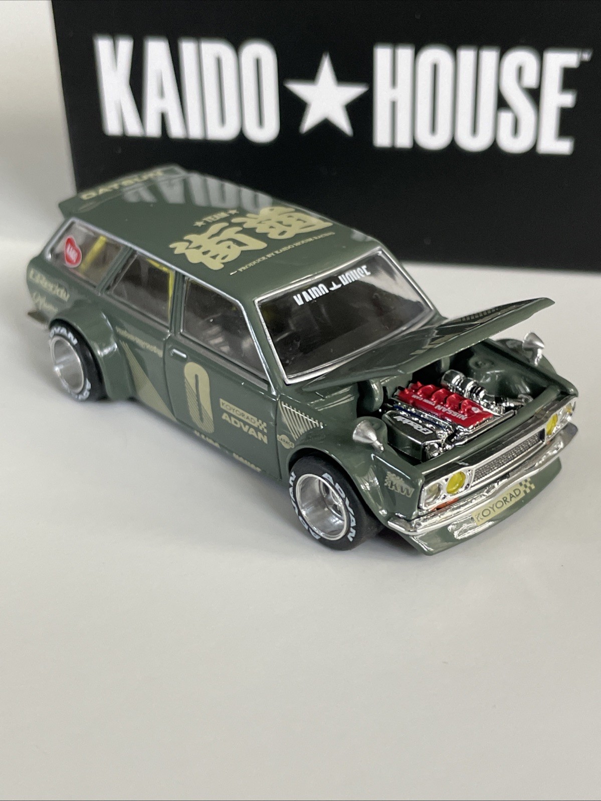 2022 Mini GT Kaido House 010 Datsun 510 Wagon Green KHMG010 (Open Box) 1:64