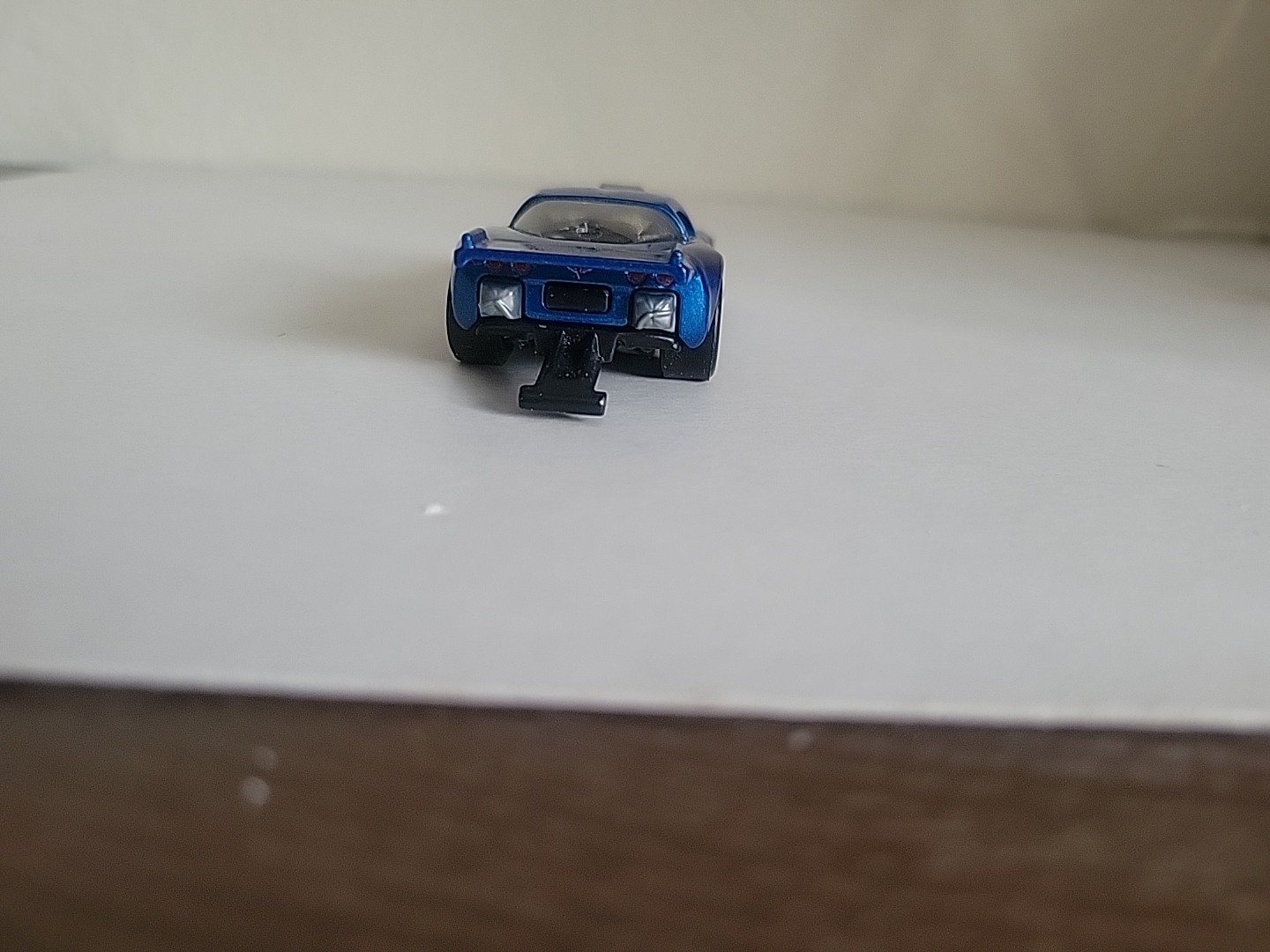 Hot Wheels 1:64 Corvette Z06 Drag Racer Diecast Car – LOOSE