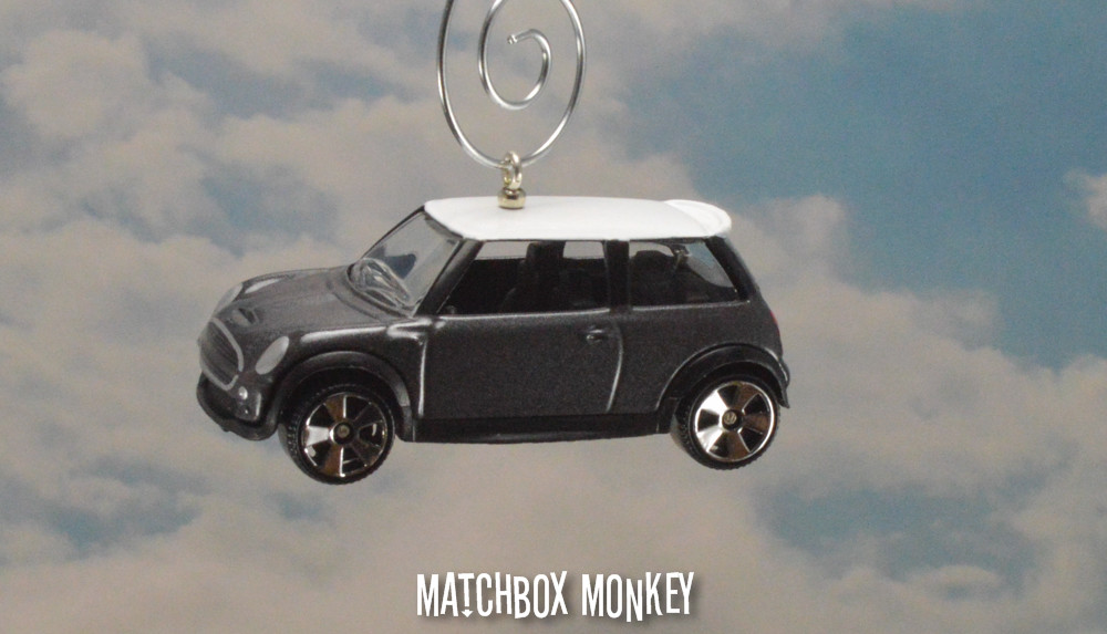 Deluxe Gray Hard Top Austin Mini Cooper S Christmas Ornament 1/56th BMW Adorno