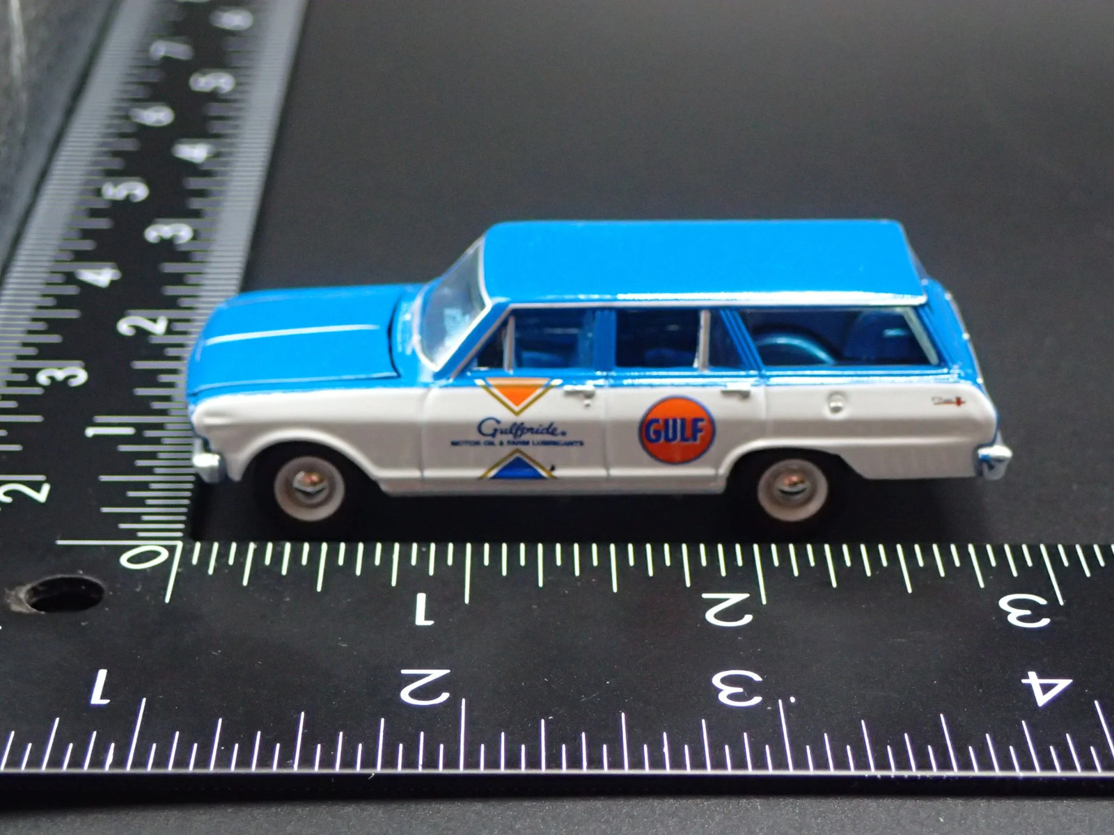 1963 63 CHEVY CHEVROLET NOVA II 400 STATION WAGON 1:64 SCALE DIECAST MODEL CAR