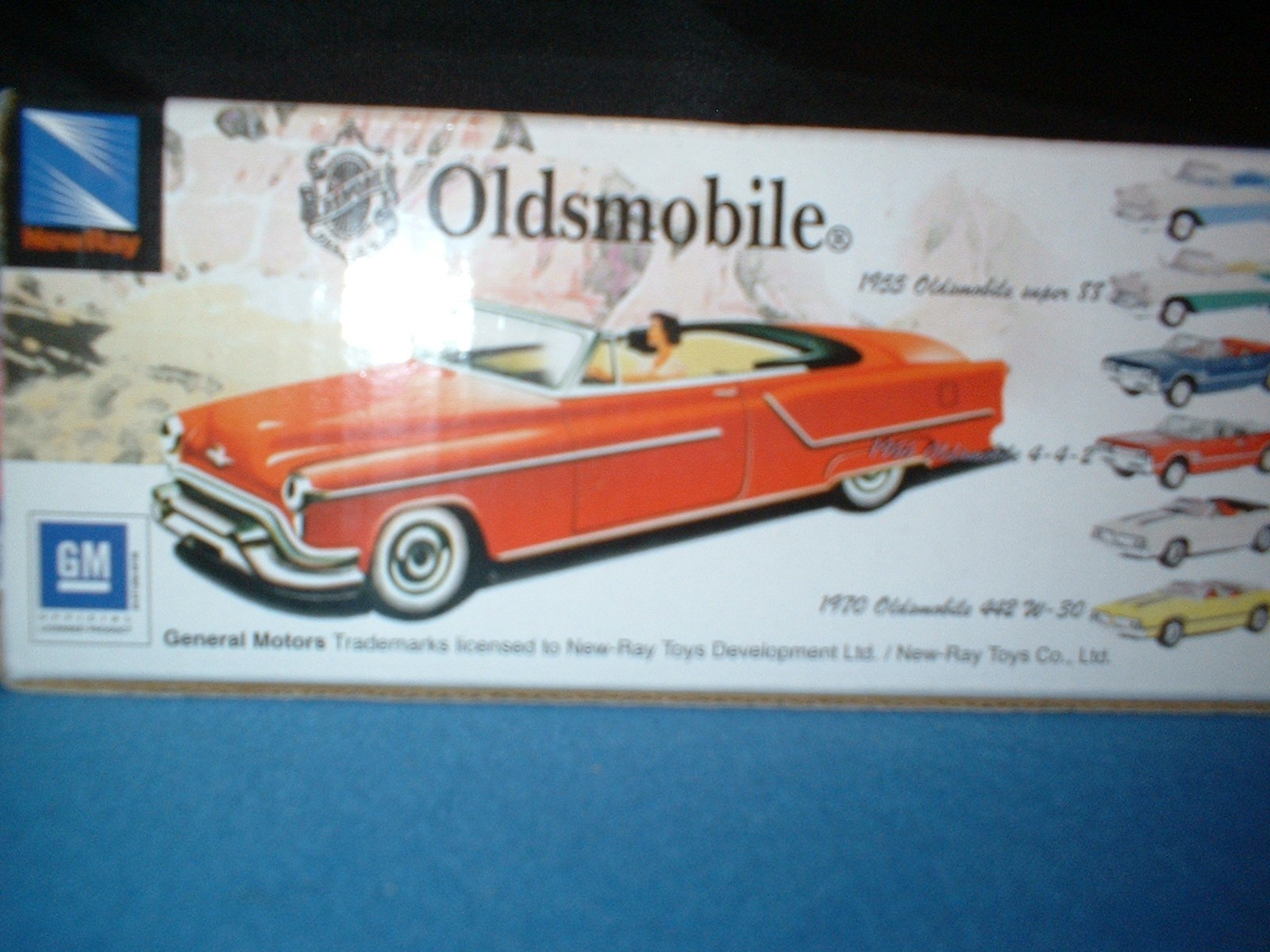 NEW-RAY 1970 OLDSMOBILE 442 W-30 MINT IN BOX