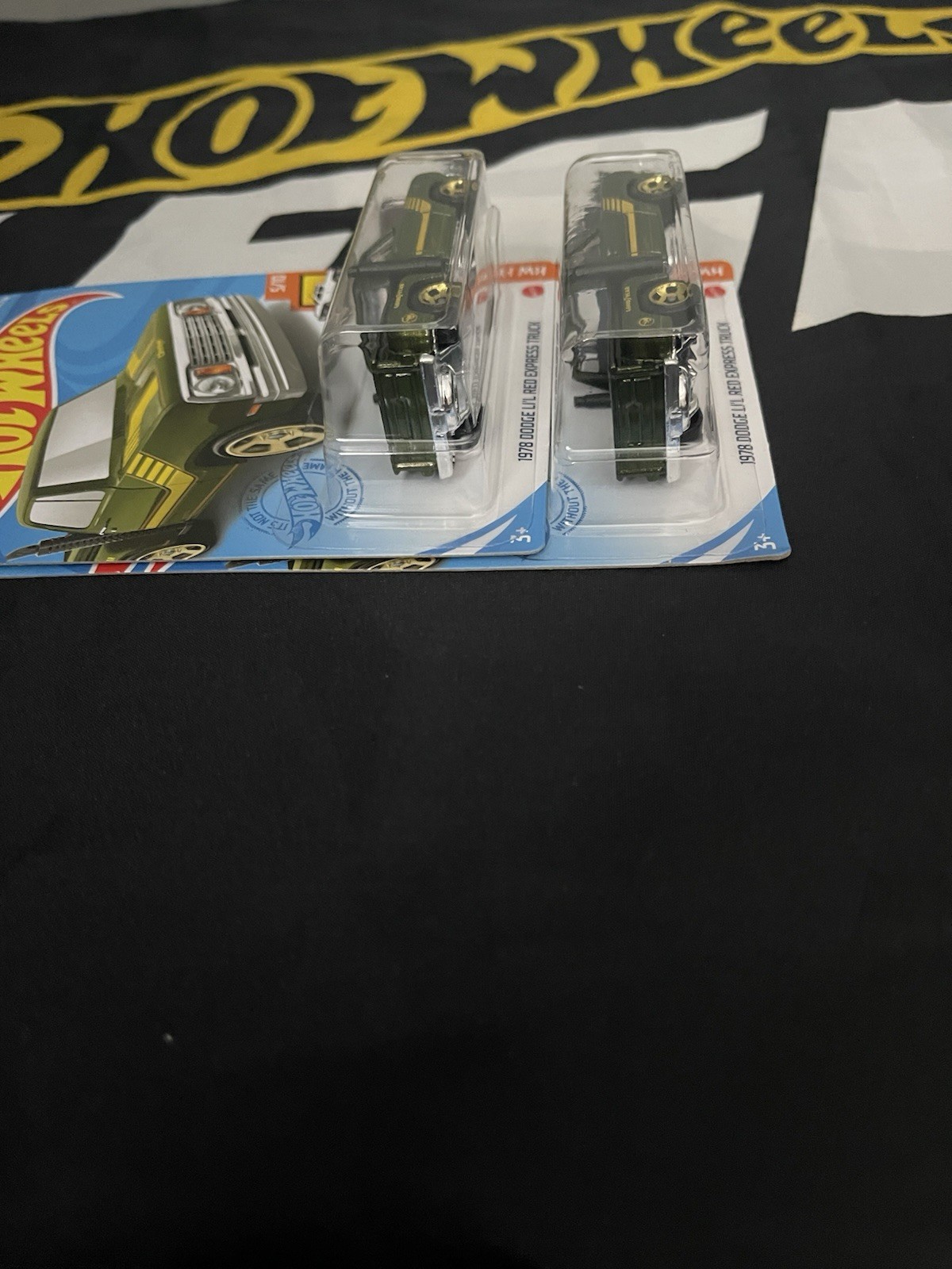Hot Wheels TREASURE HUNT TH HW Hot Trucks 5/10 1978 Dodge Li’l Red Express Truck