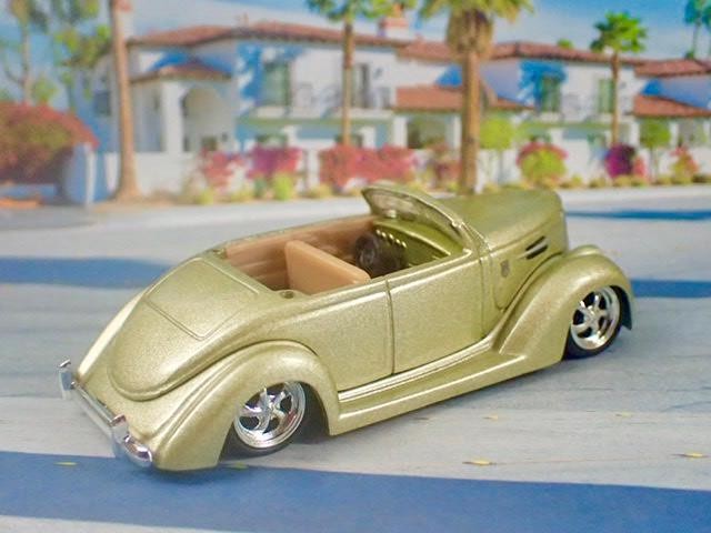 Packard Style Grill 1936 Ford V8 Coupe w/removable Top 1/64 Scale Ltd Edition P