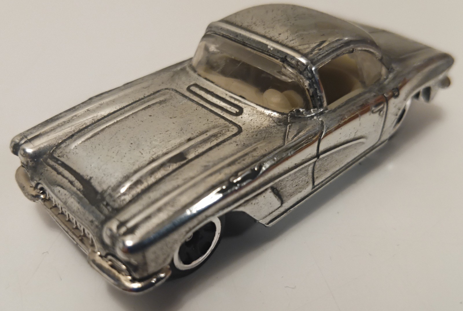 Hot Wheels: ’62 Corvette (Gone in Sixty Seconds Series 4-Kenny)