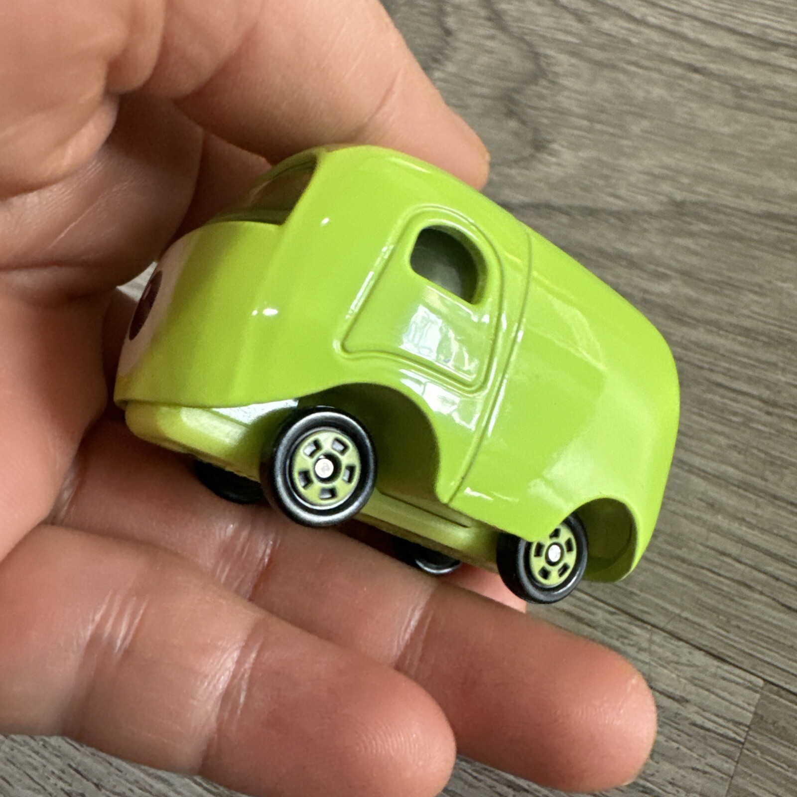 Takaratomy Tomica Disney Motors Tsum Tsum Mini Car Figure, Mike Monster Inc Toy