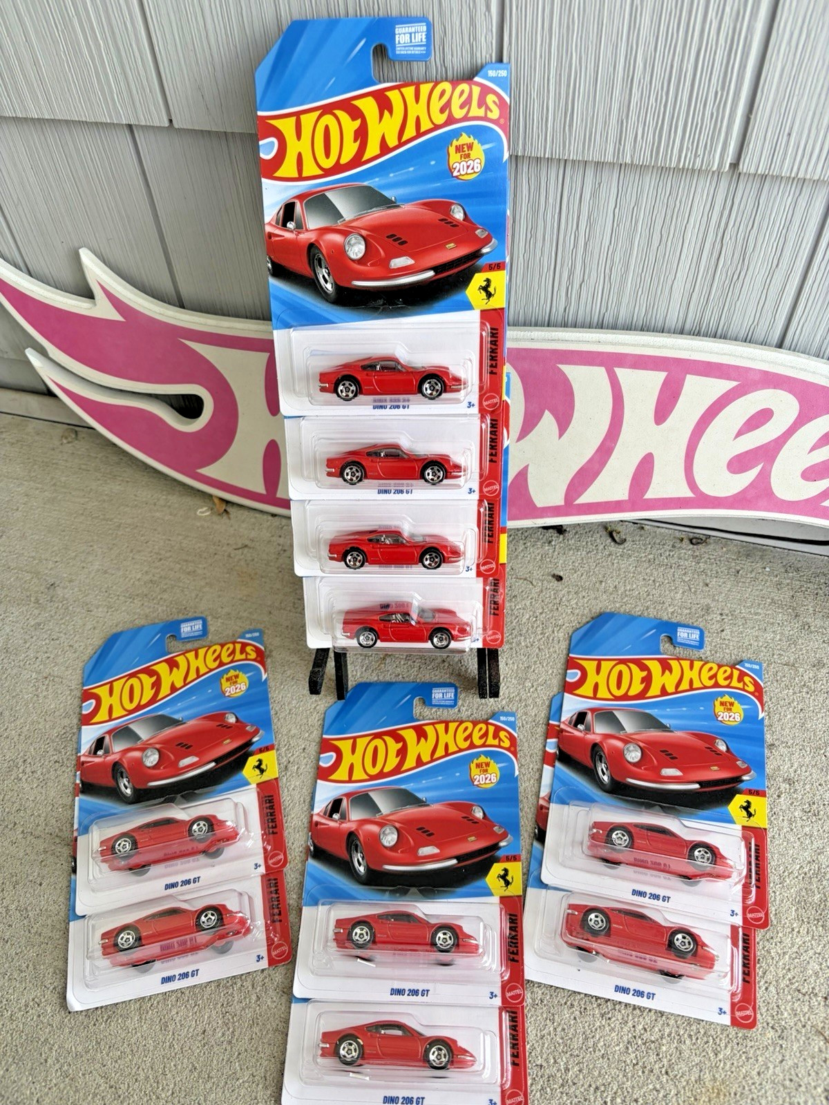 Hot Wheels Ferrari HUGE LOT OF 64 – F40 BLACK / DINO / 12 CILINDRI – FERRARI
