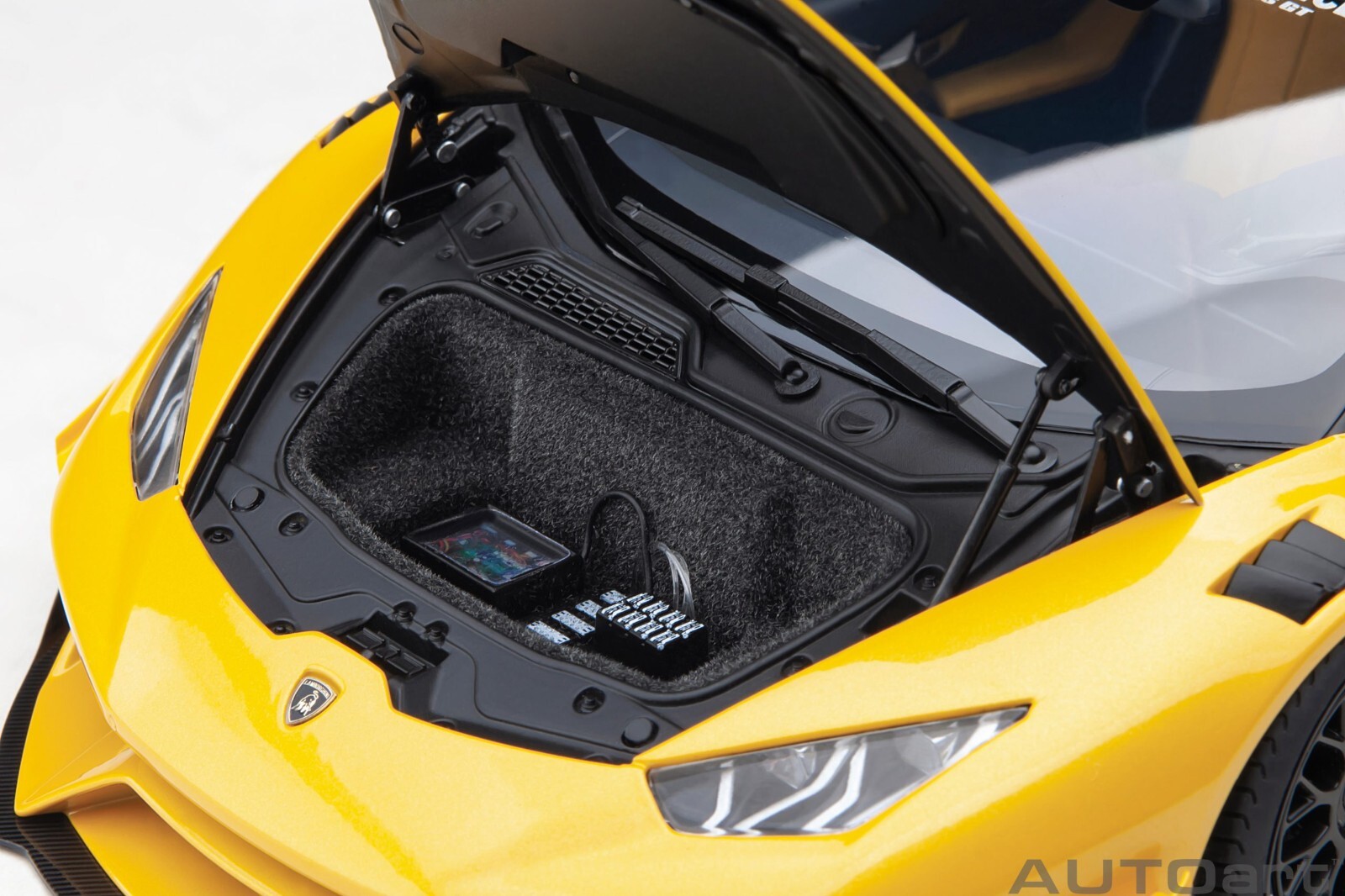 AUTOart LIBERTY WALK LB SILHOUSTTE LAMBORGHINI HURACAN GT 1/18 YELLOW 79127