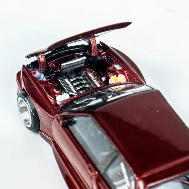 Mini GT KAIDO 1/64 BMW M3 E30 Die Cast Model