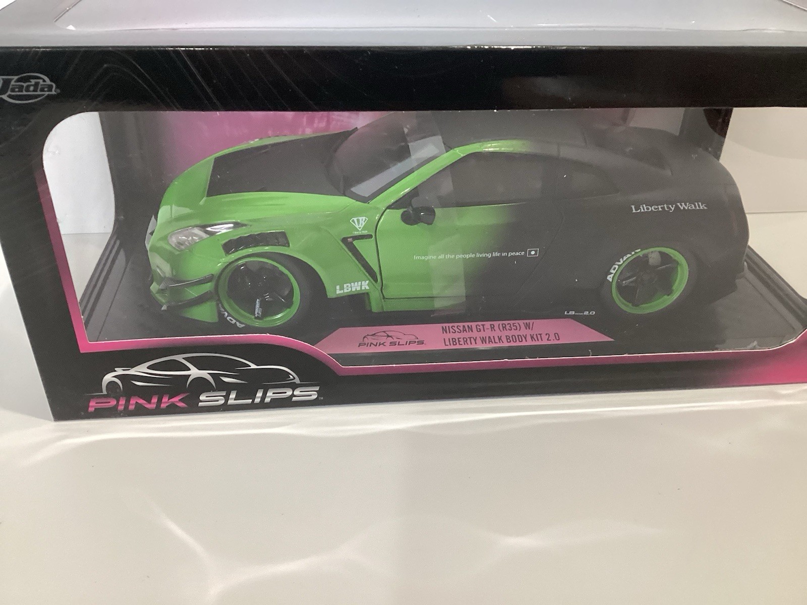 1/18 Jada Pink Slips Green & Black Nissan GT-R (R35) Liberty Walk Body Kit 2.0