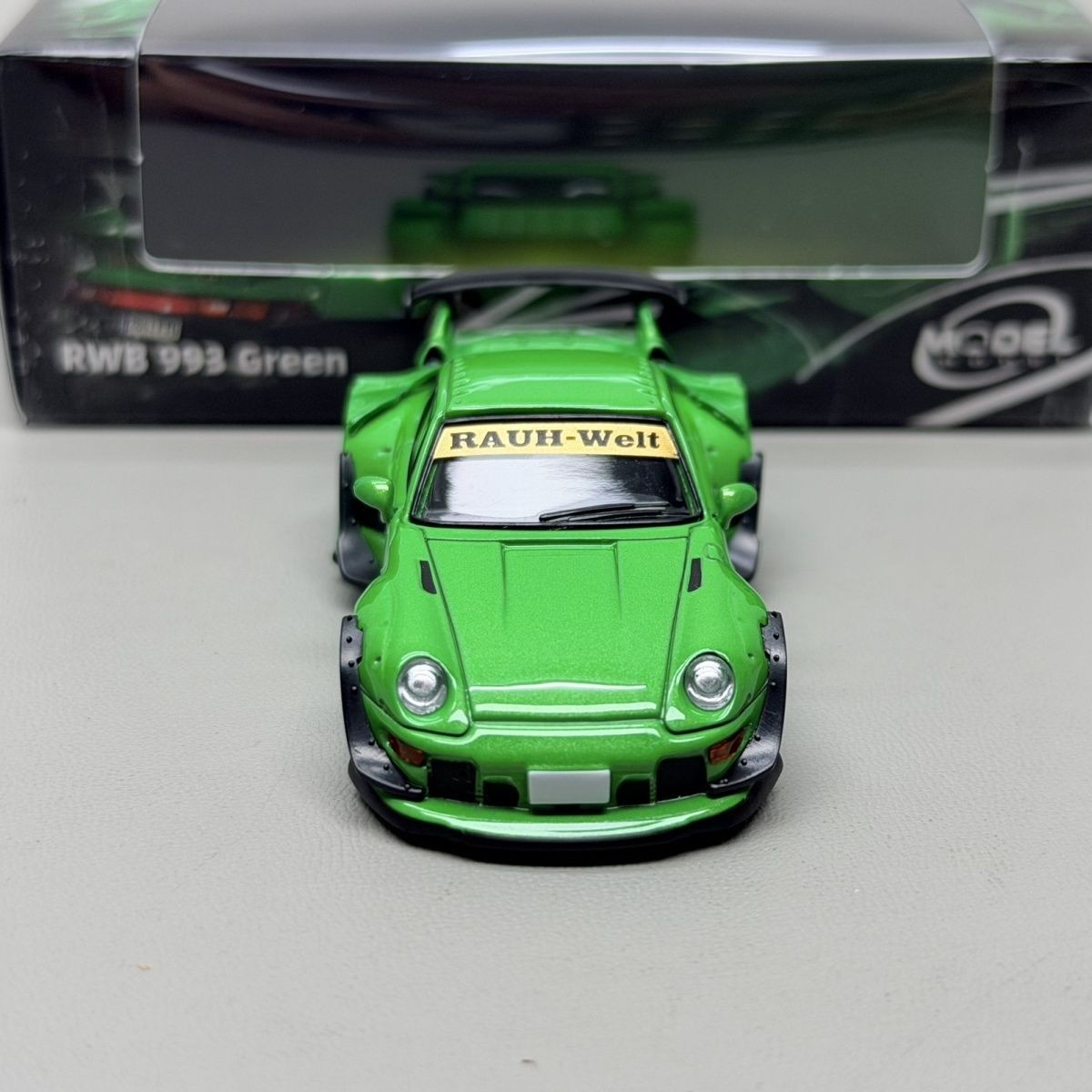 Model Model 1:64 RWB 993 Porsche Widebody Black Green Diecast Car Acrylic Box