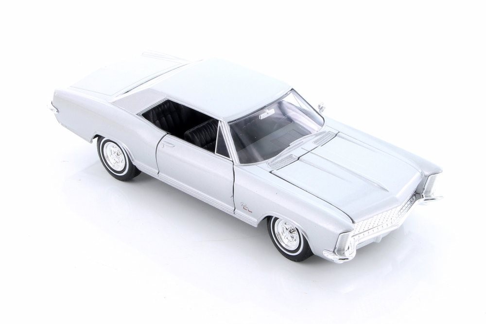 1965 BUICK RIVIERA GRAND SPORT HARD TOP WELLY 24072/4D 1/24 DIECAST CAR