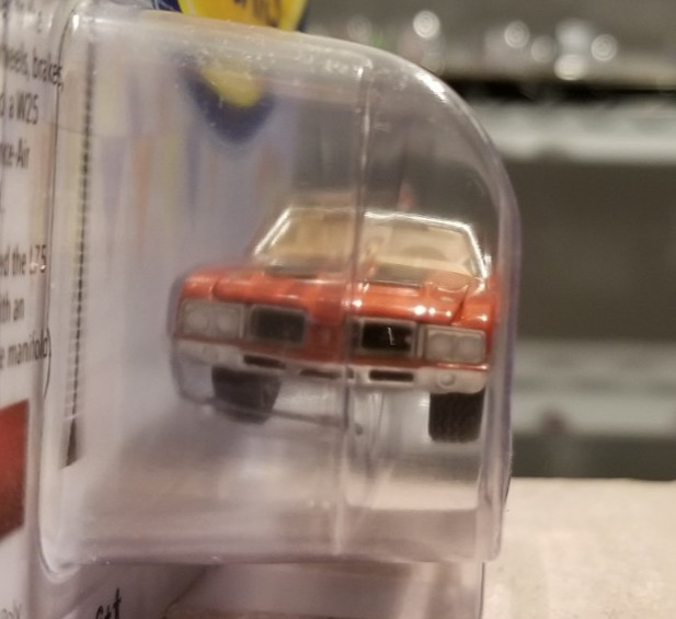 Johnny Lightning 1972 Olds 442 W-30 Diecast 1:64 Car VerA Rel1 #5