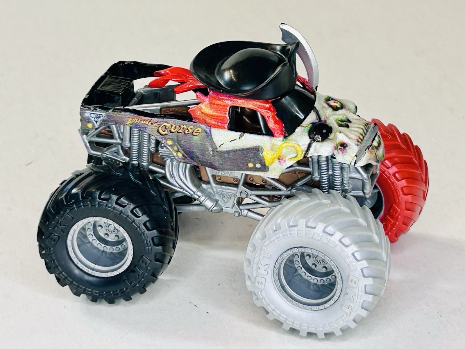Monster Jam Pirates Curse Phased Out Spin Master 1/64 Multi Color Tires READ