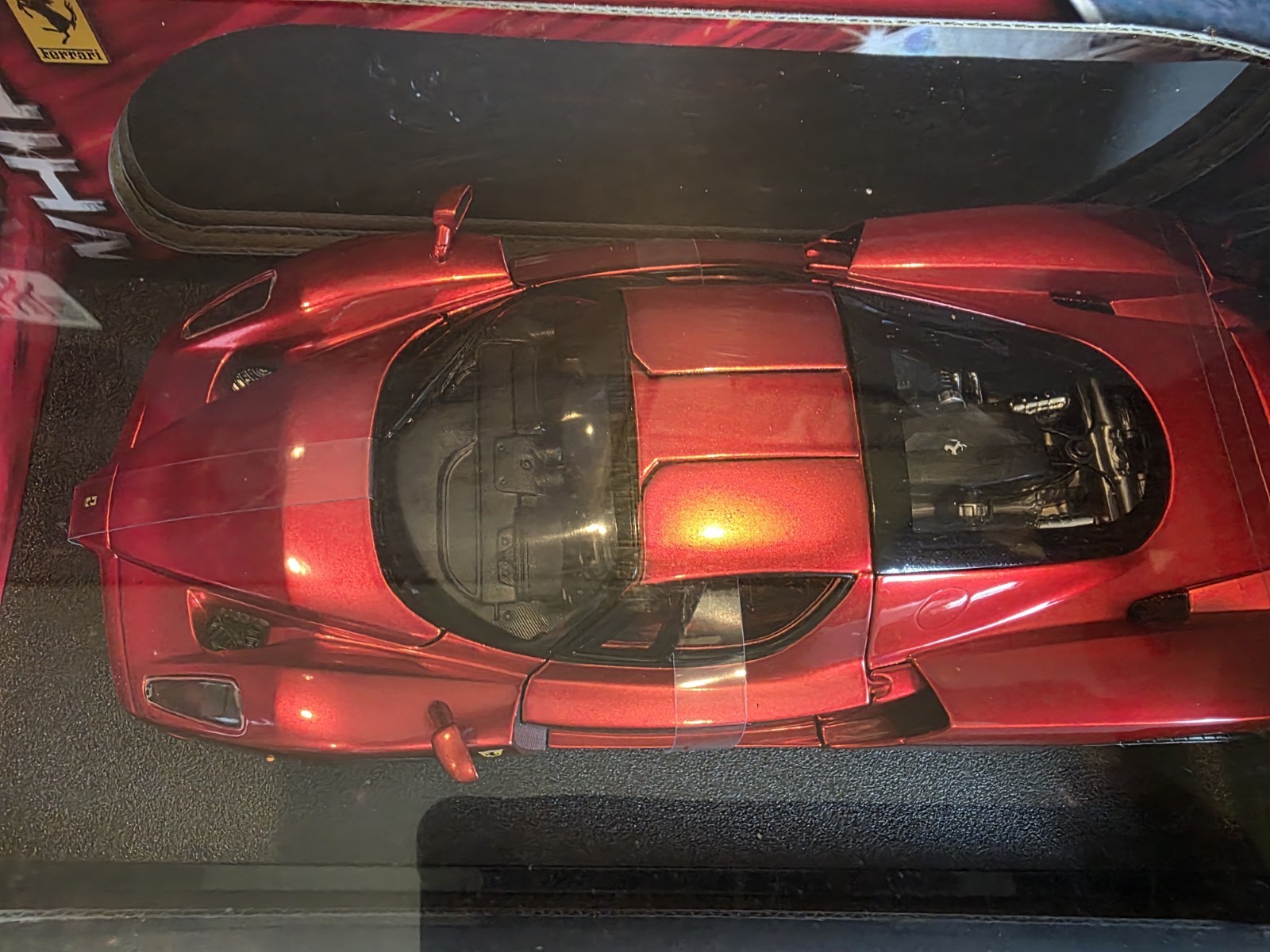 Hot Wheels 2004 WHIPS 1:18 Enzo Ferrari Red