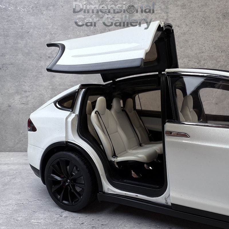 1:18 TESLA MODEL X SUV Alloy Diecast Model Car Display Collection adults Gifts