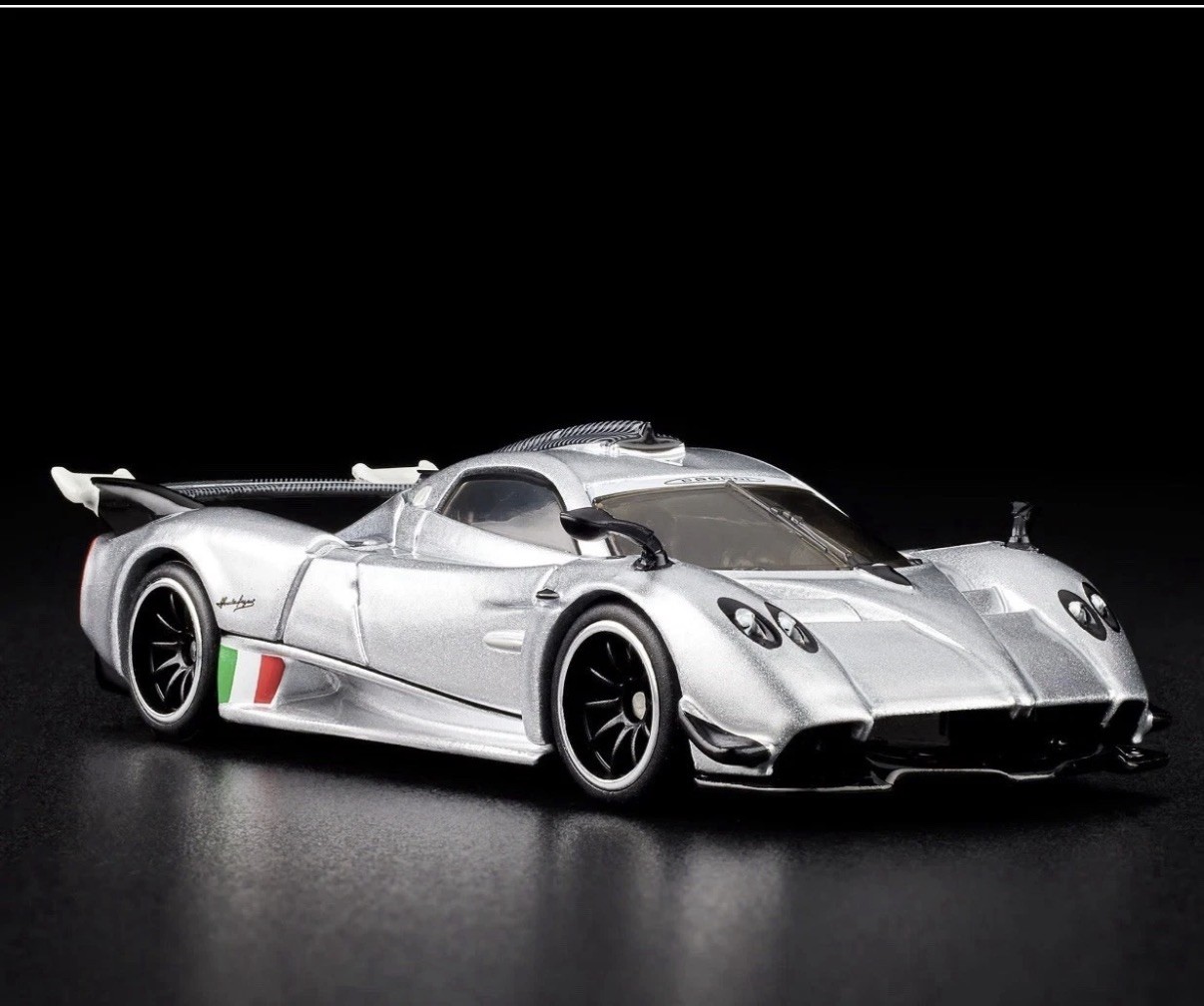 Mattel Creations Pagani Huayra R 1:64 Silver/Black Diecast Car Model Red line