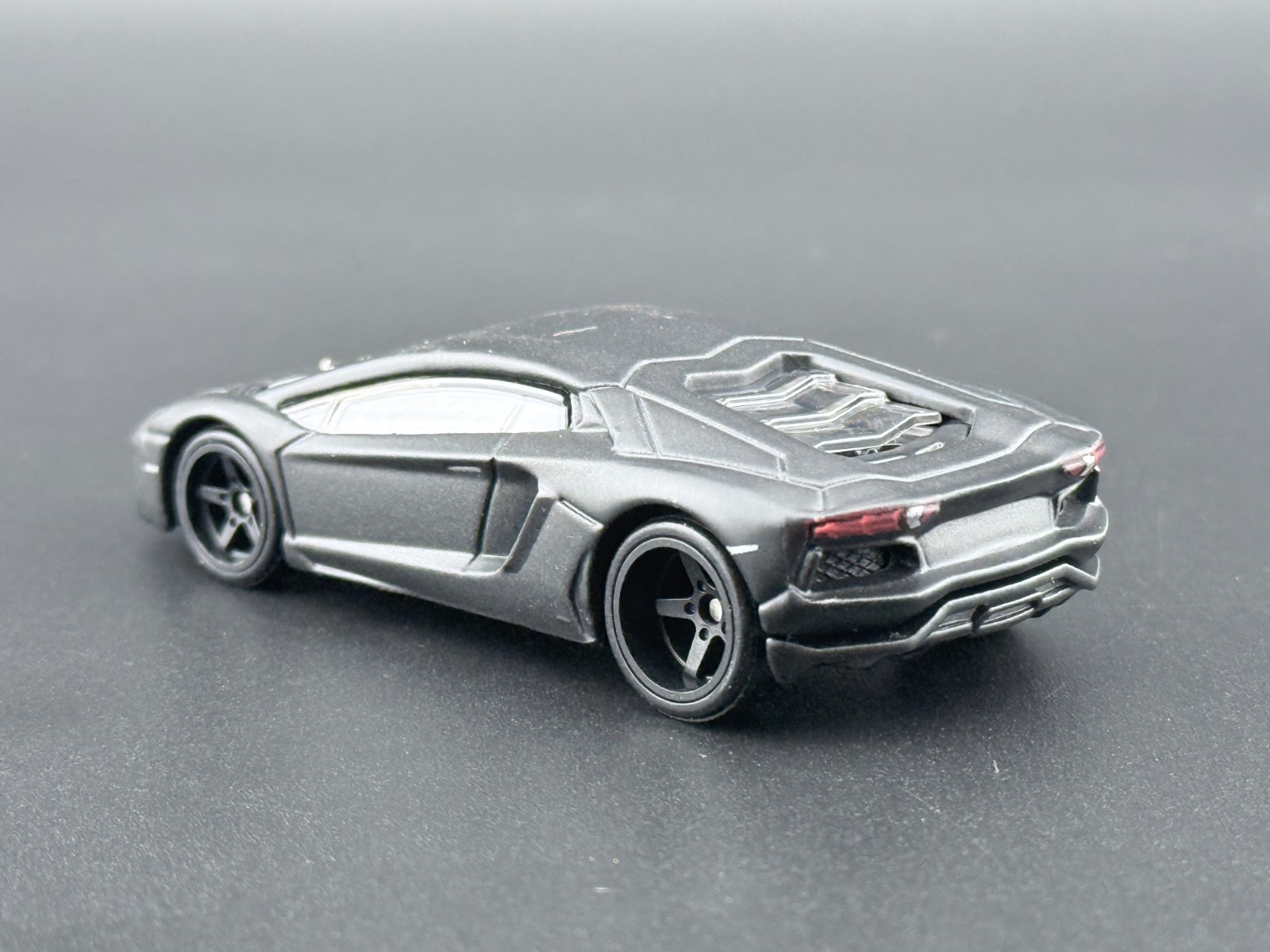 Hot Wheels Lamborghini Aventador Coupe Fast & Furious HNW46-956 P 1/64