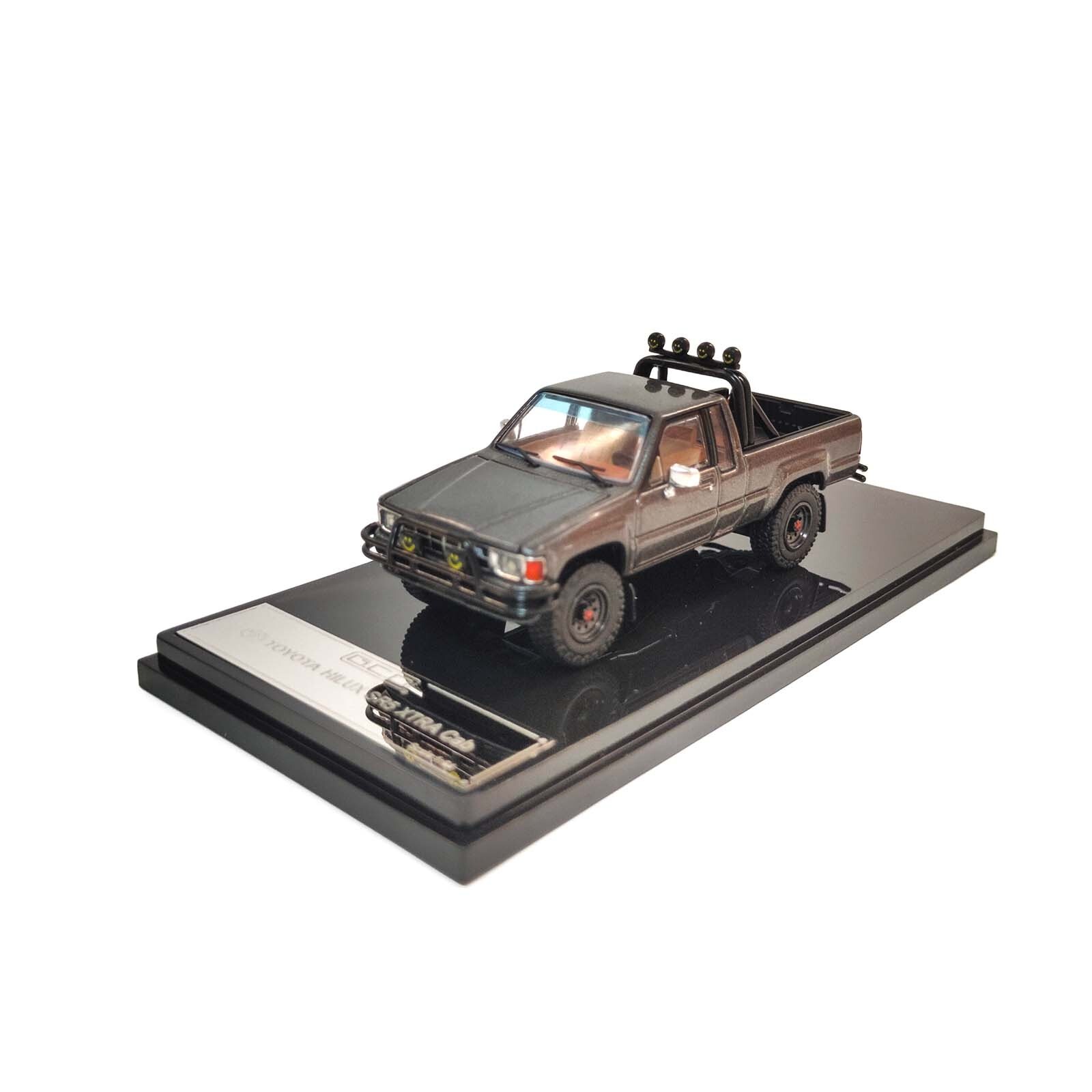 1:64 Scale Toyota Hilux Gray Diecast Model Car Collection Gift Children Toy