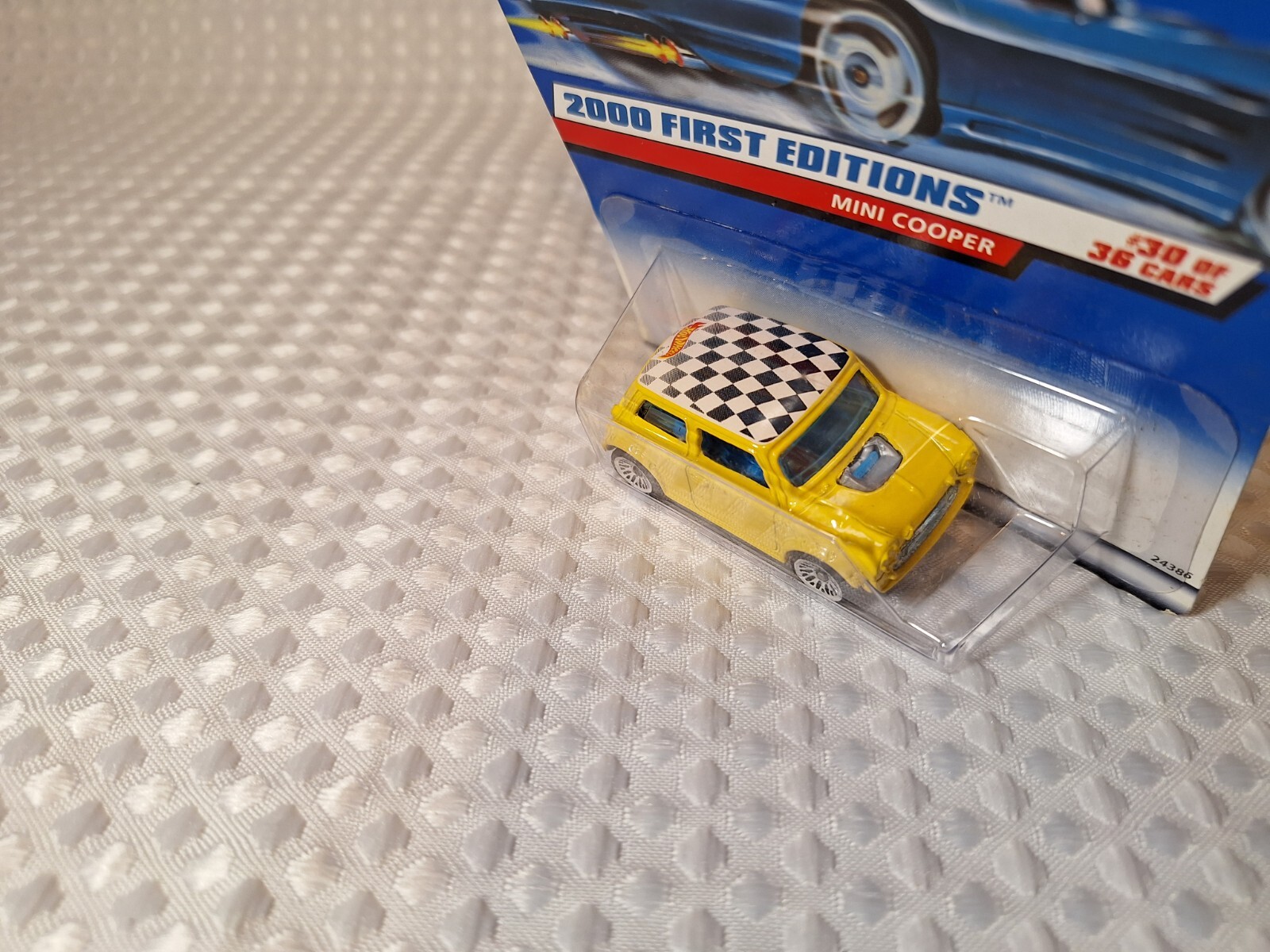 2000 Hot Wheels #090 Mini Cooper First Editions #30 Removable Car Top New Sealed
