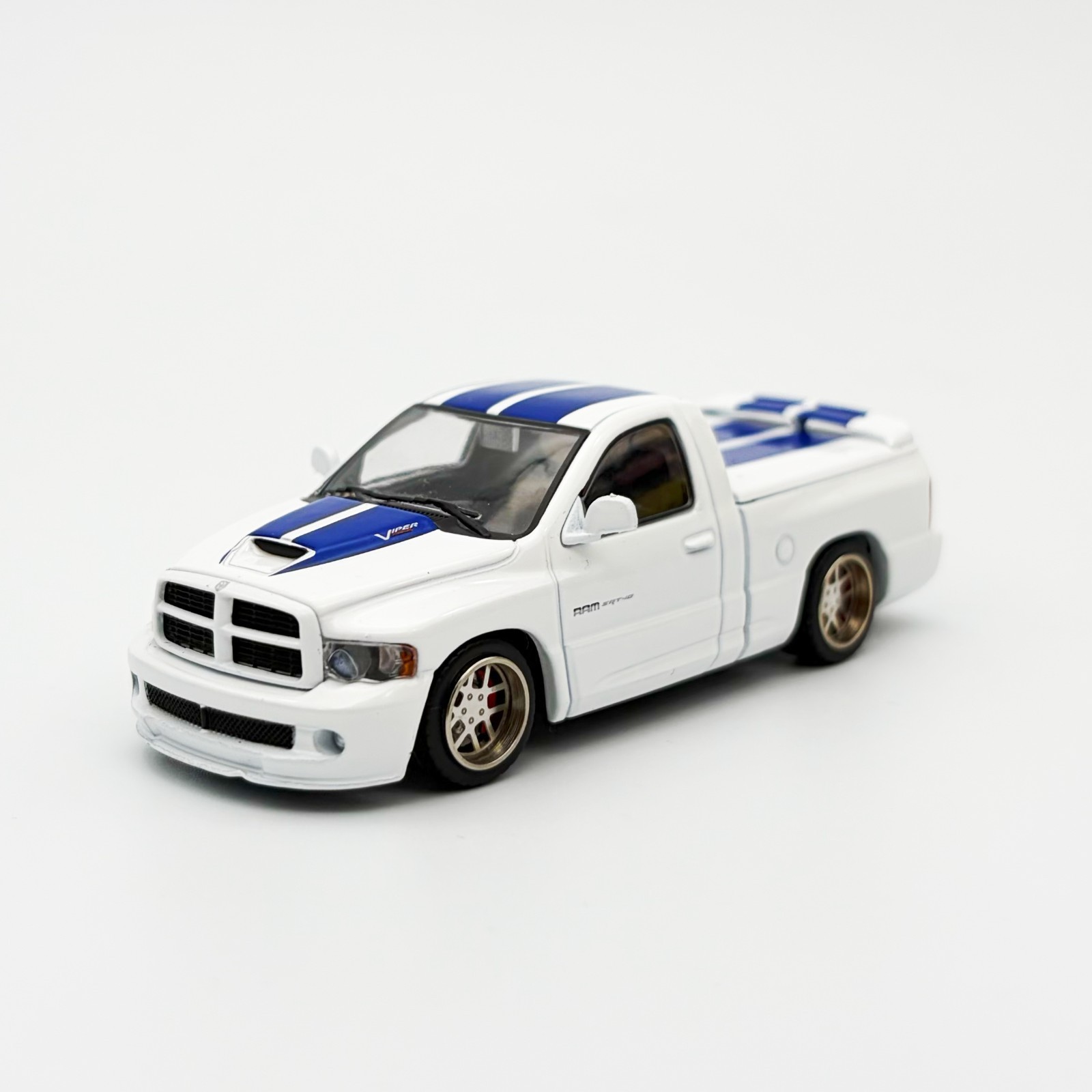 SHOOM64 1:64 2003 Dodge Ram SRT-10 Pickup – White with Blue Racing Stripes