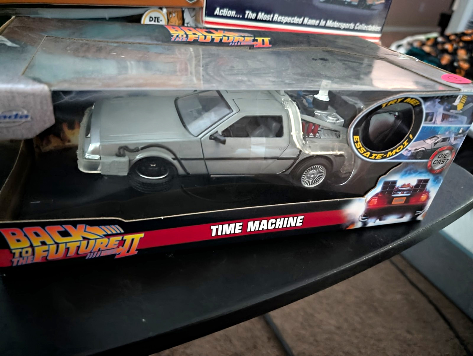 Jada Toys 1:24 DeLorean Time Machine Back to the Future II 1981 Diecast Silver