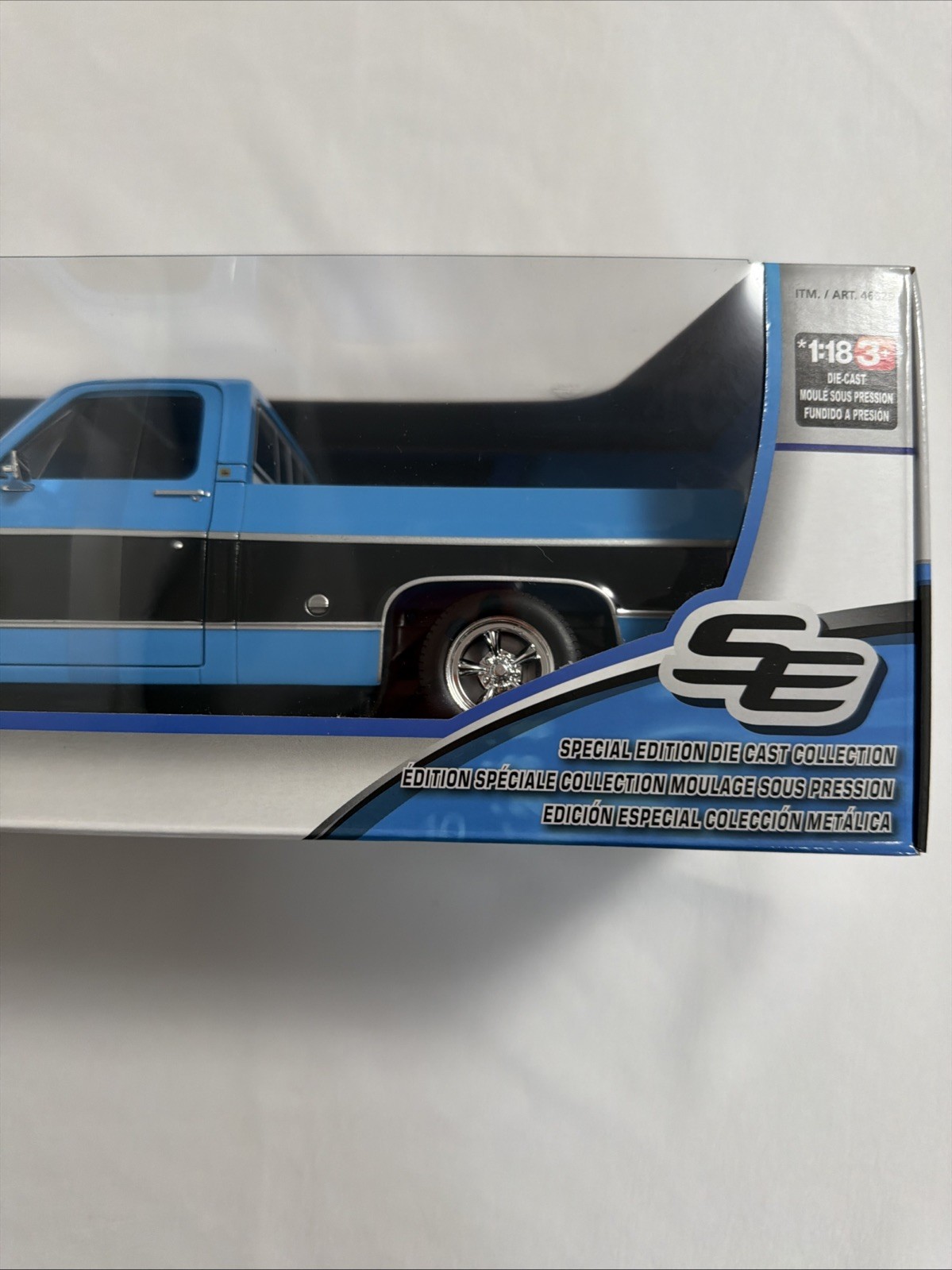 Maisto 1:18 1974 Chevrolet C10 Cheyenne Super Pickup Truck Blue Black Stripe New