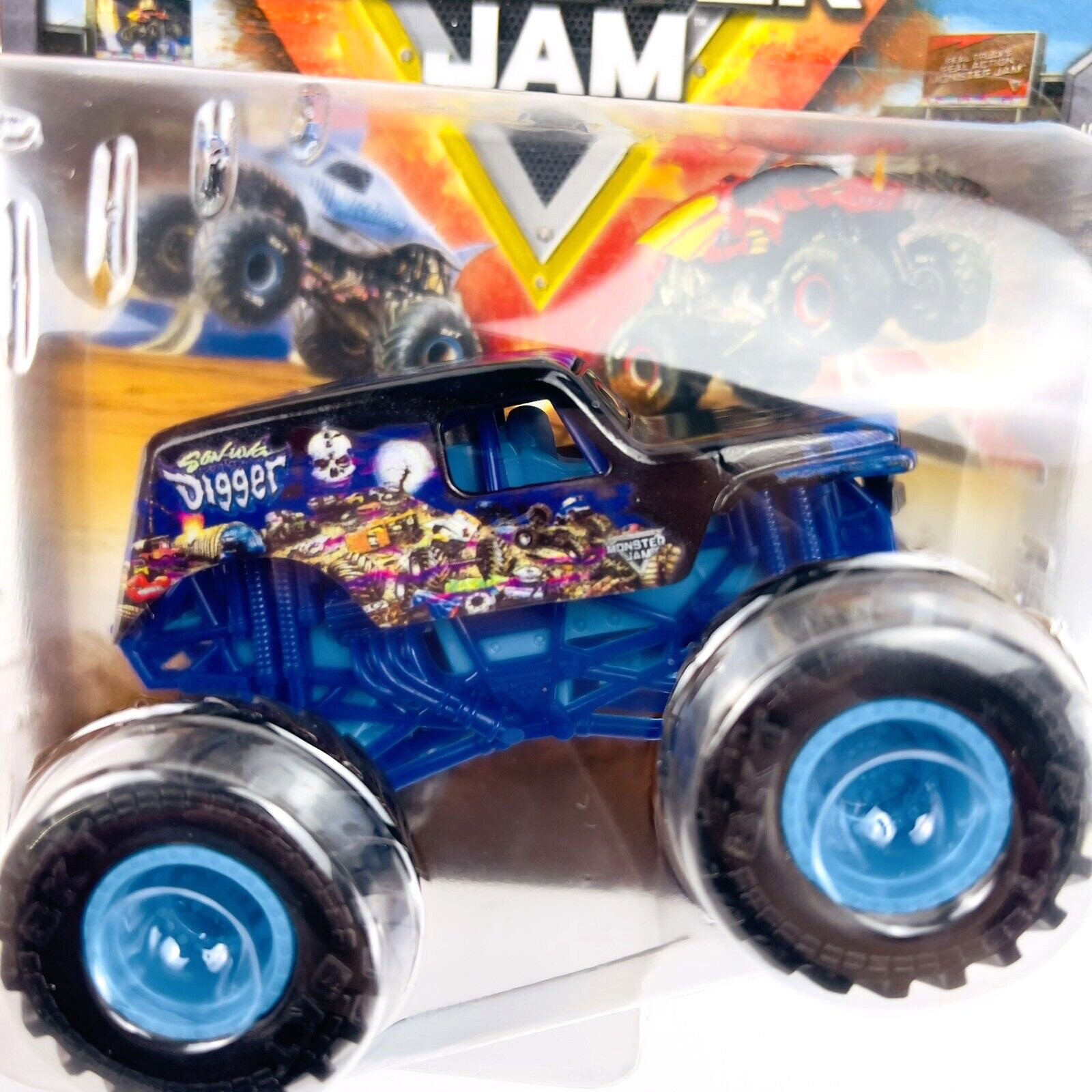 Monster Jam Truck: Son-uva Digger 1:64 Scale Series 5 True Metal by Spin Master